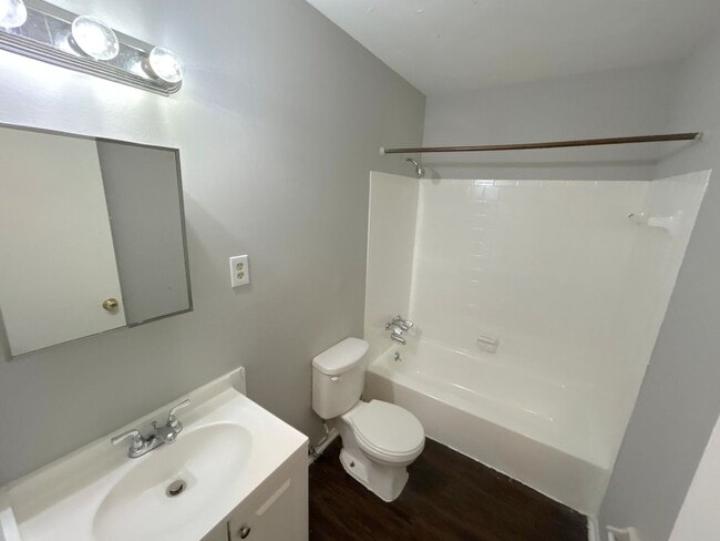 Building Photo - 4235 Camelot Ave