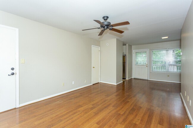 Building Photo - 2014 Montreat Pkwy