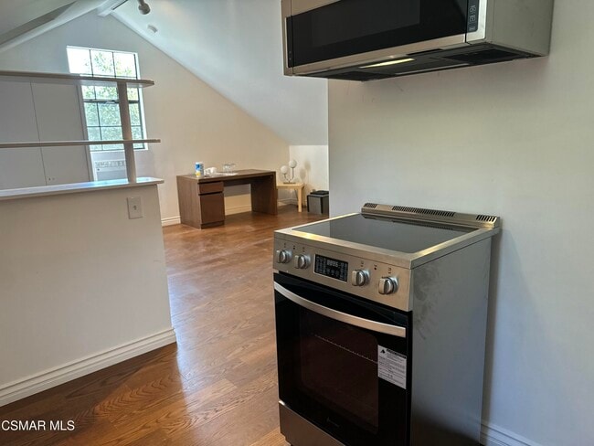 Building Photo - 23300 Raymond St