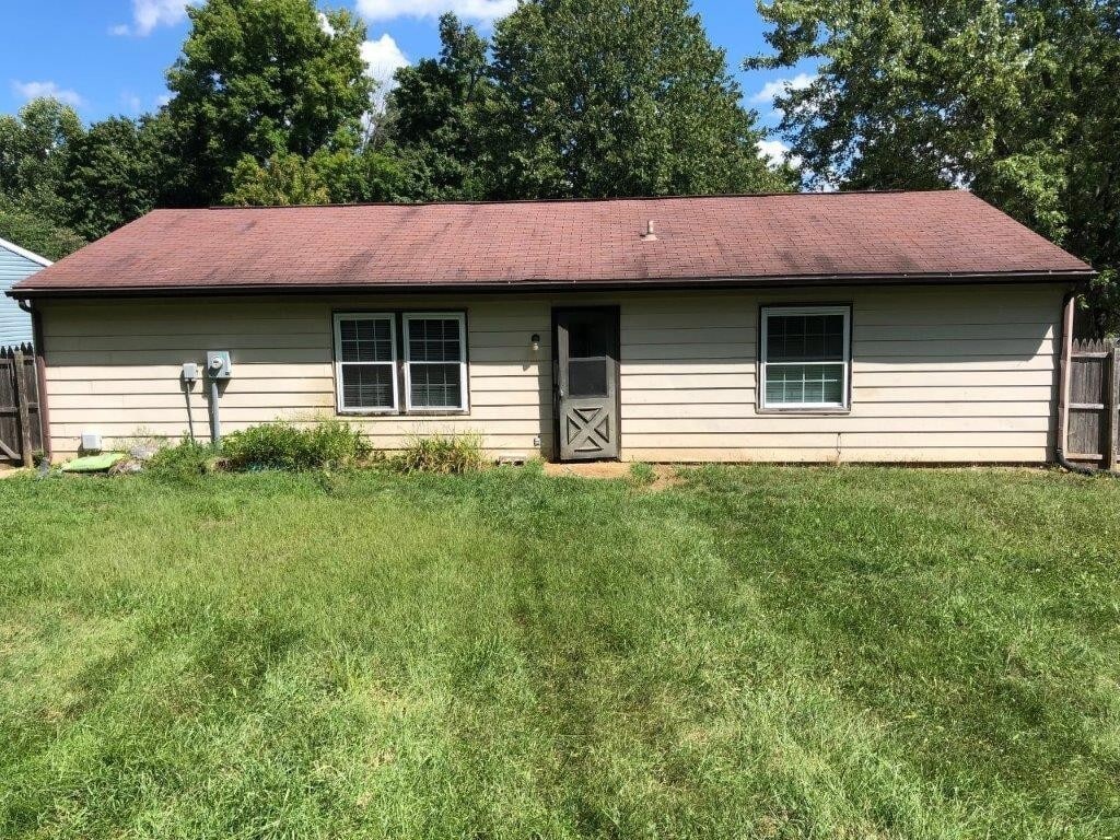 Building Photo - Franklin Township Three Bedroom Ranch