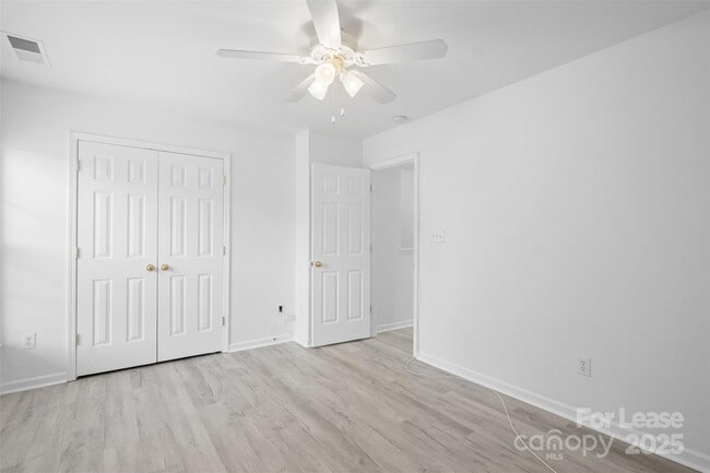 Building Photo - 2856 Summergrove Ct