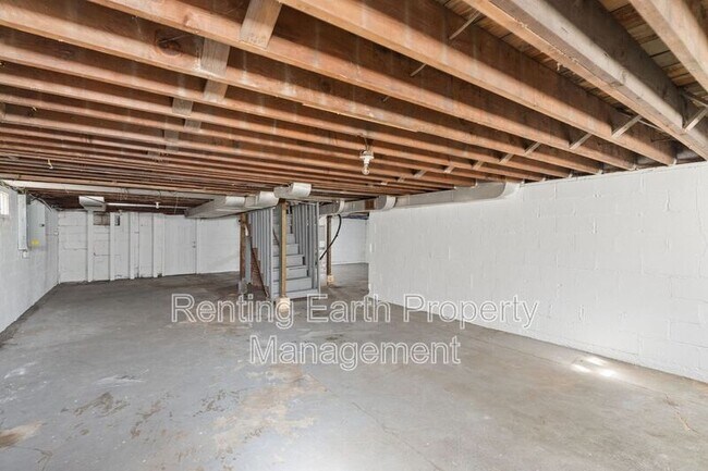 Building Photo - 5515 Wilborn Dr