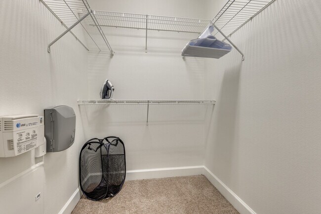 Building Photo - 1221 Legacy Dr