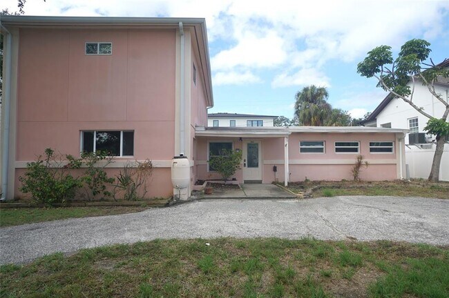 Building Photo - 3603 S Belcher Dr
