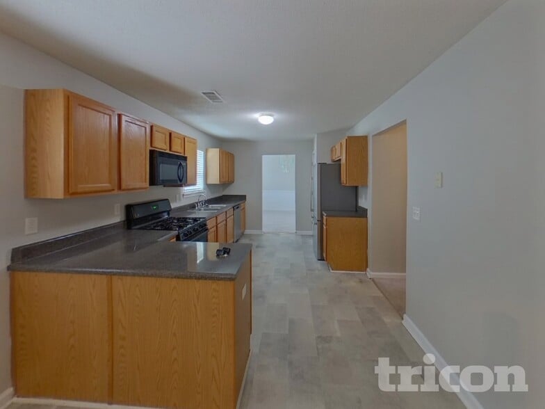 Building Photo - 3529 Craggy Perch