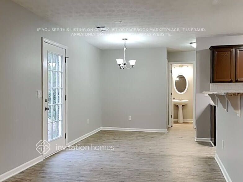 Building Photo - 4065 Bradford Walk Trail