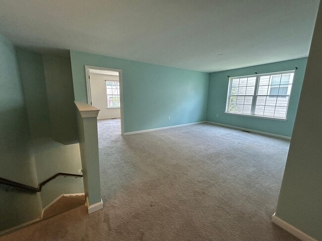 Building Photo - 106 Sirius Dr