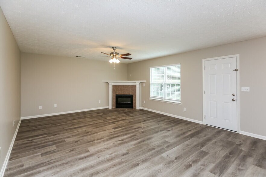 Building Photo - 3487 Temple Ridge Ct SW