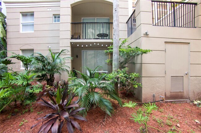 Building Photo - 17150 N Bay Rd