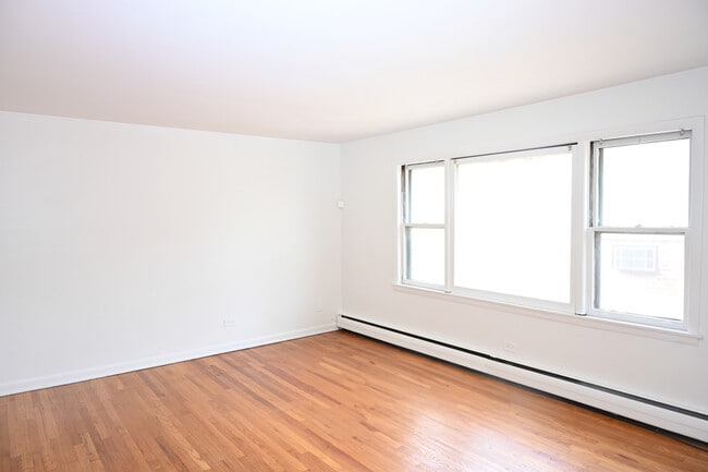 Building Photo - 6707 S Chappel Ave