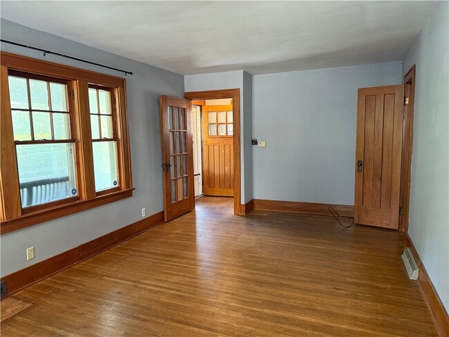 Building Photo - 23 Highland Ave
