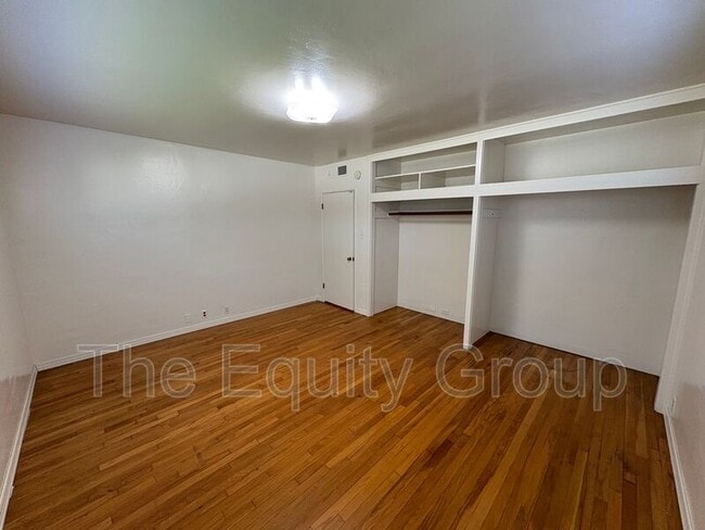 Building Photo - 1505 W Laurel Ave