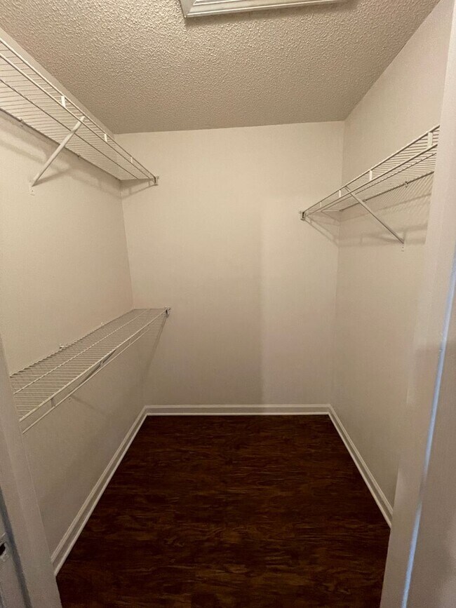 Building Photo - 3 Bed in North Murfreesboro