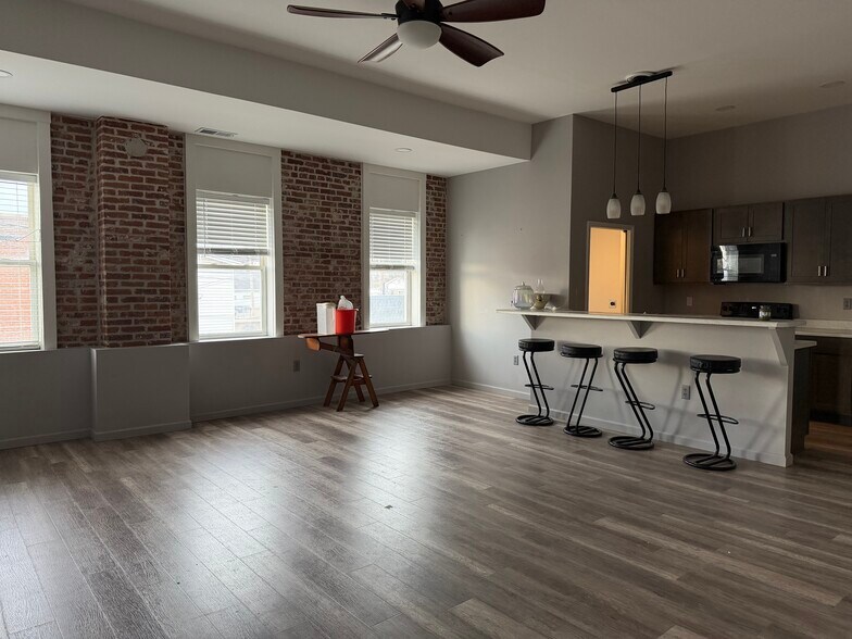 Living Area - 101 E Saint Louis St