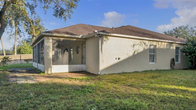 Building Photo - 631 Doe Cove Pl