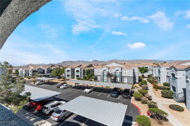 Building Photo - 6955 N Durango Dr