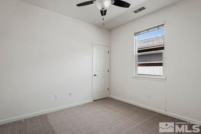 Building Photo - 10772 Ridgebrook Dr
