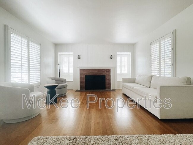 Building Photo - 277 B Ave