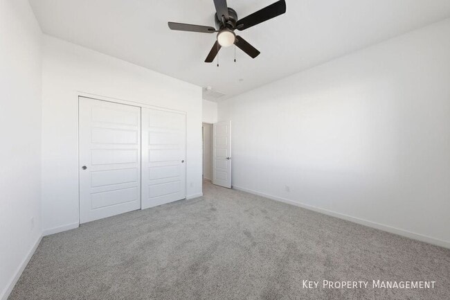 Building Photo - 1529 Layla Crossing Ave