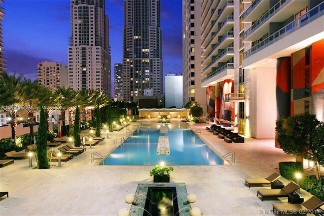 Building Photo - 50 Biscayne Blvd