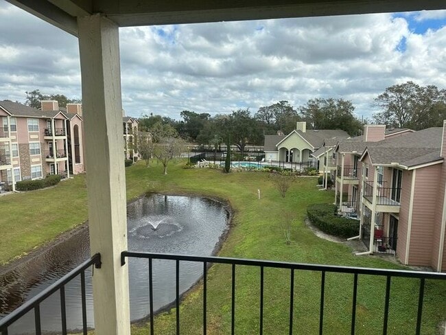 Building Photo - Charming 2 bedroom Condo!