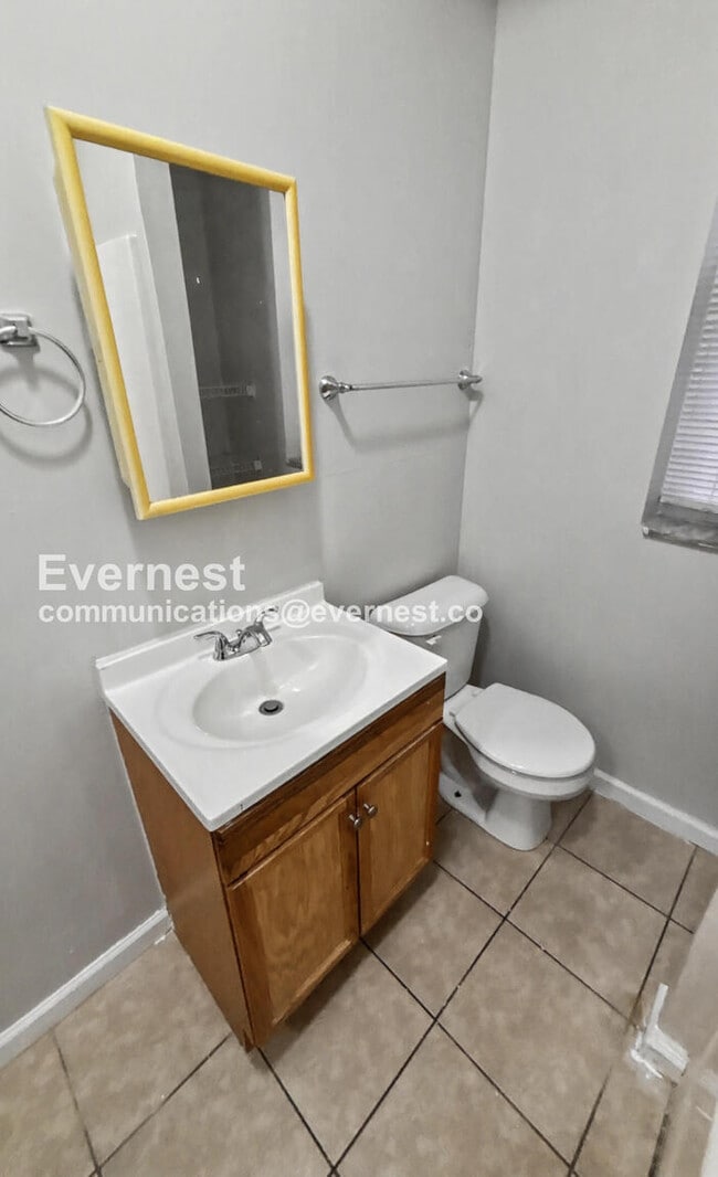 Building Photo - 3926 Oregon Ave