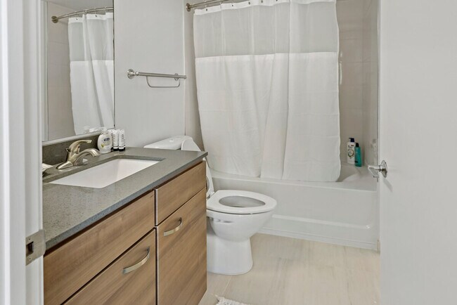 Building Photo - 1751 Pinnacle Dr