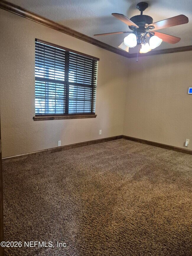 Building Photo - 1729 Coulee Ave