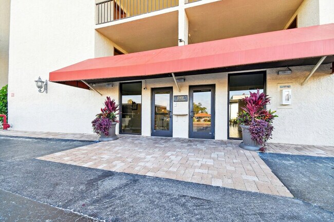 Building Photo - 15400 Gulf Blvd