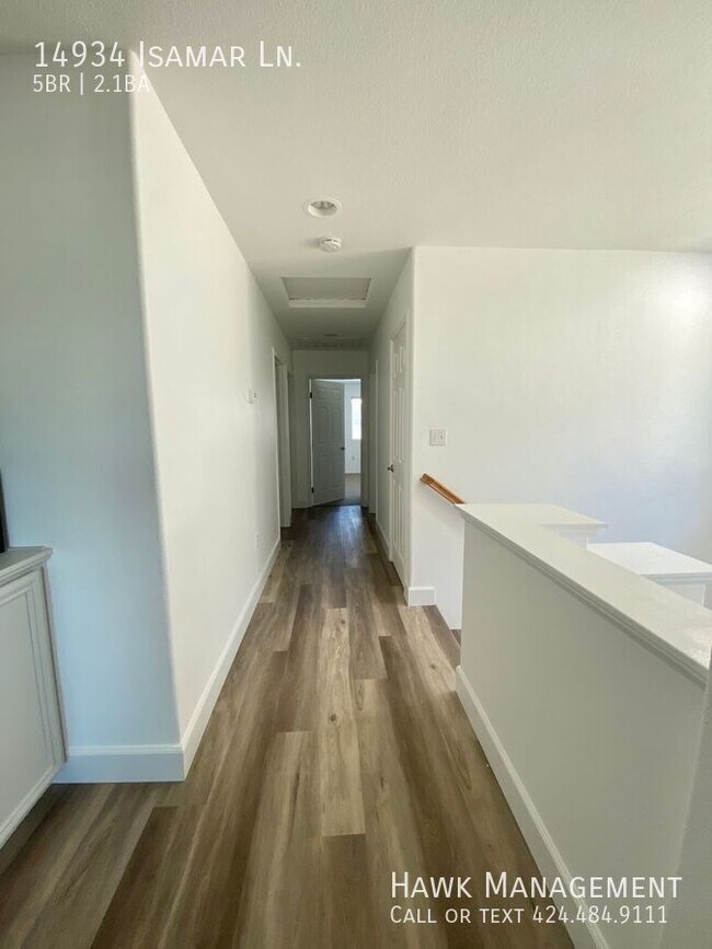 Building Photo - 14934 Isamar Ln