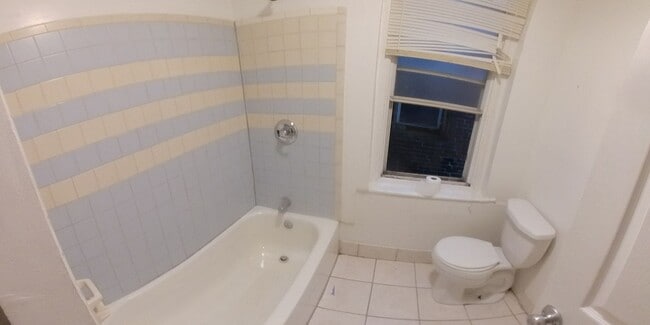 Building Photo - 3 Bedroom 1 Bath Home