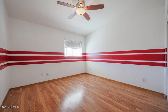 Building Photo - 12759 N 86th Dr