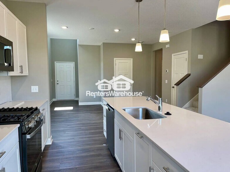 Building Photo - 426 Murray Hl Wy