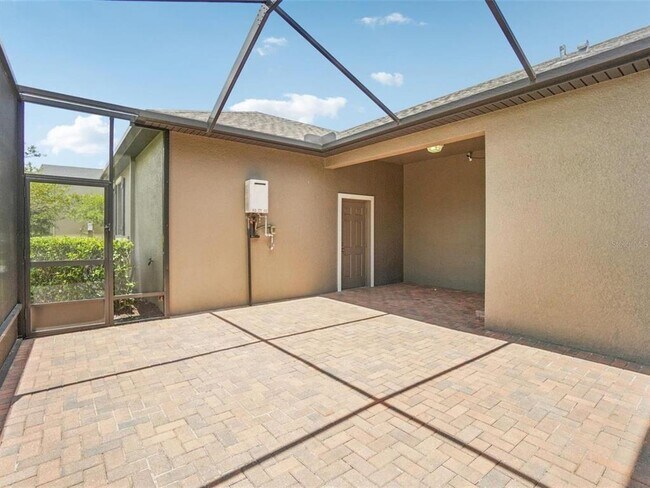 Building Photo - 17575 Brighton Lake Rd