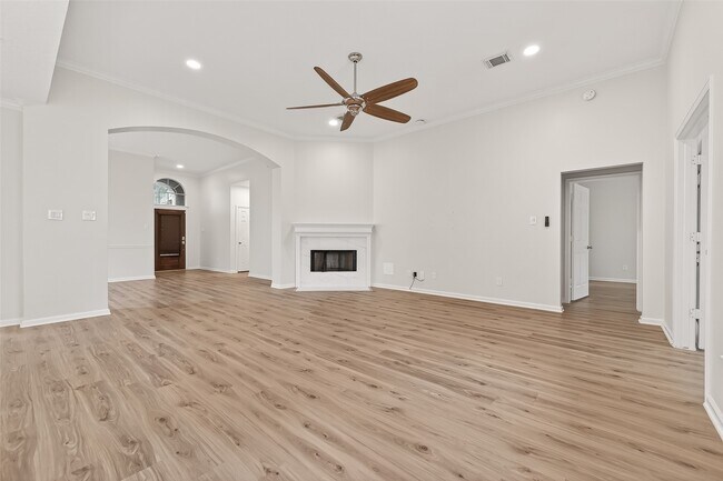 Building Photo - 9014 Pheasant Trace Ct