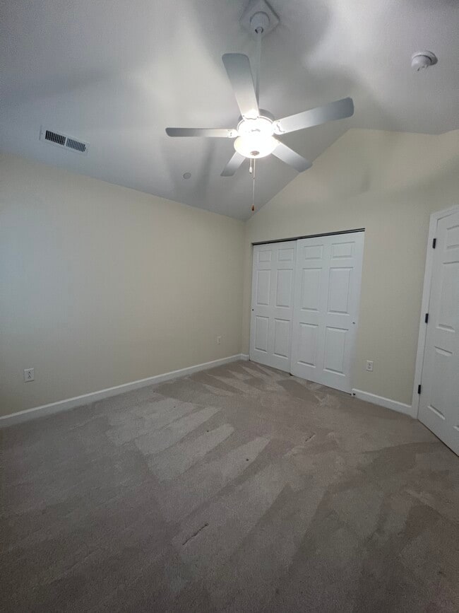 Building Photo - 1172 Sandy Rdg Dr