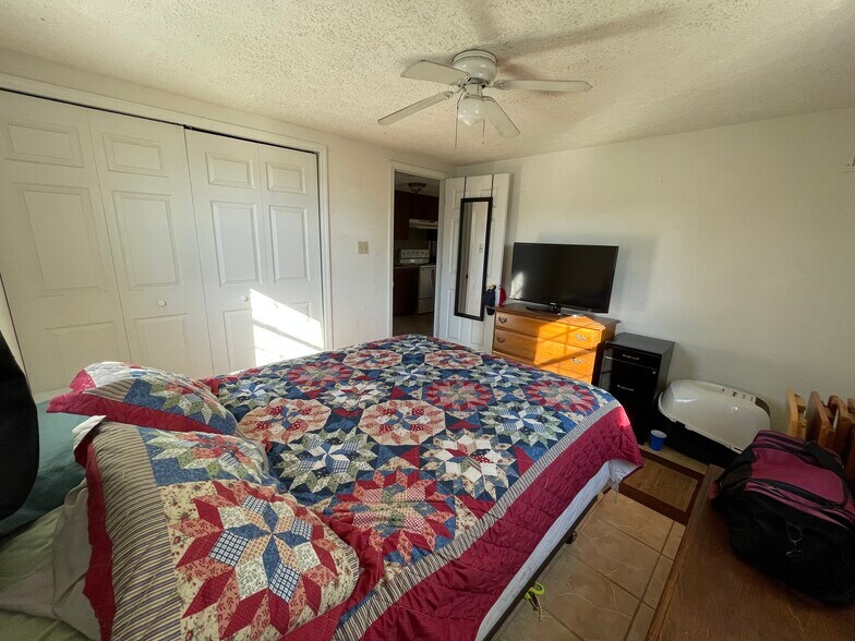 Bedroom pt. 2 - 1225 W Pierce St