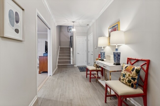 Building Photo - 2740 Valor Dr