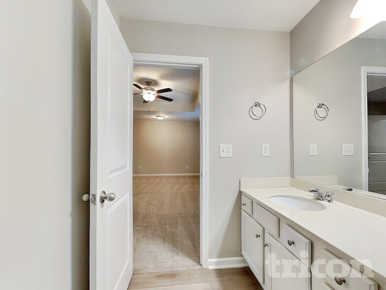 Building Photo - 143 Southwind Ln