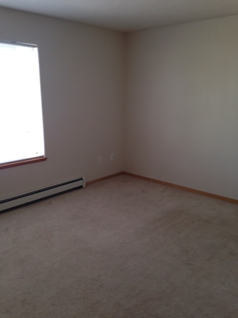 Building Photo - BER3510