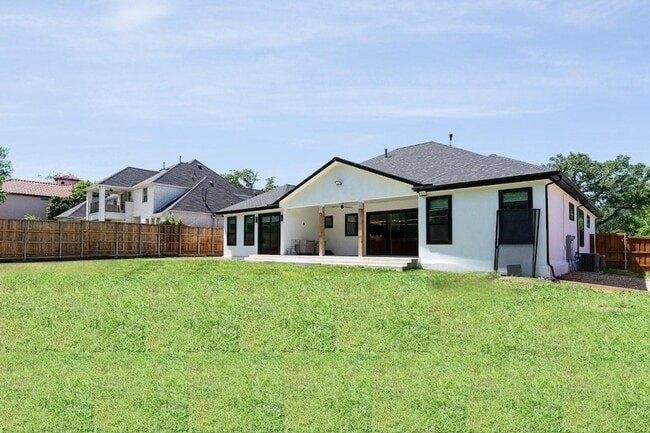 Building Photo - 6254 Linden Ln