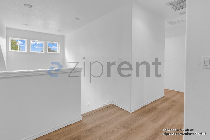 Building Photo - 13139 SW Wellington Pl