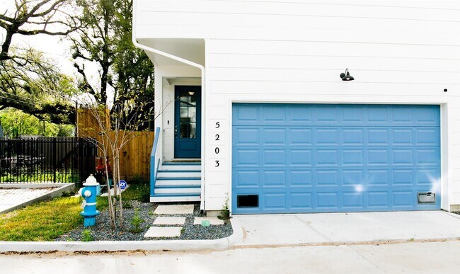 Building Photo - 5203 Burress Springs Ln