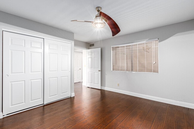 Building Photo - 5713 W Gelding Dr