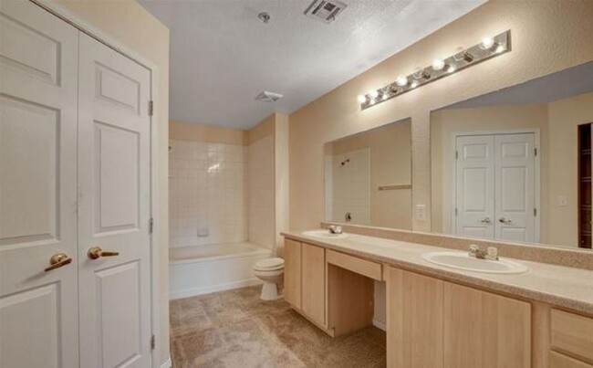 Building Photo - BEAUTIFUL 2 BED 2 BATH CONDO LOCATED ACROS...