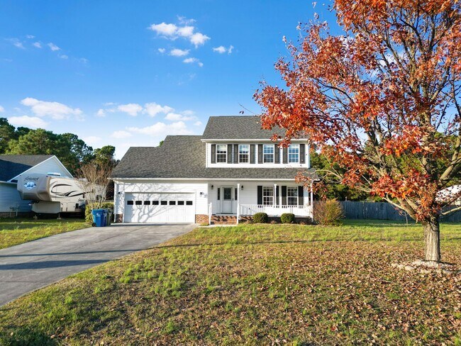 Building Photo - Farmhouse-Style Home Minutes from the Water | No HOA