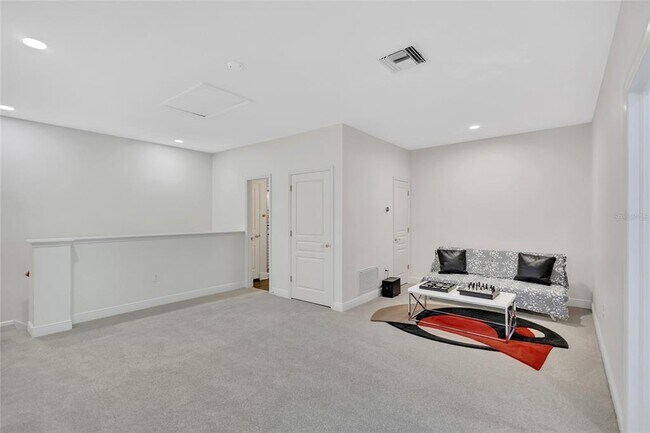 Building Photo - 14627 Tudor Chase Dr