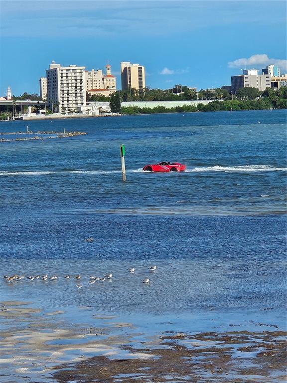 Building Photo - 865 S Gulfview Blvd