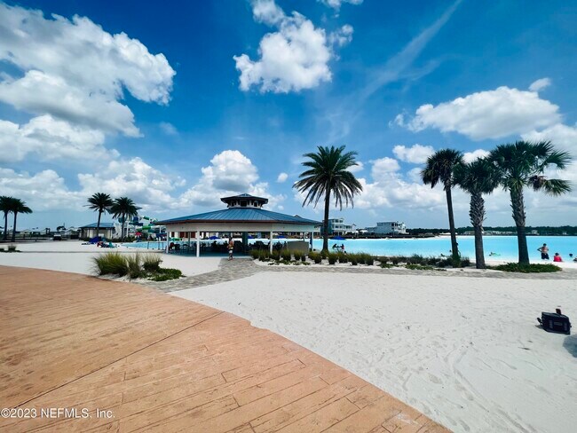 Building Photo - 285 Boracay Cir