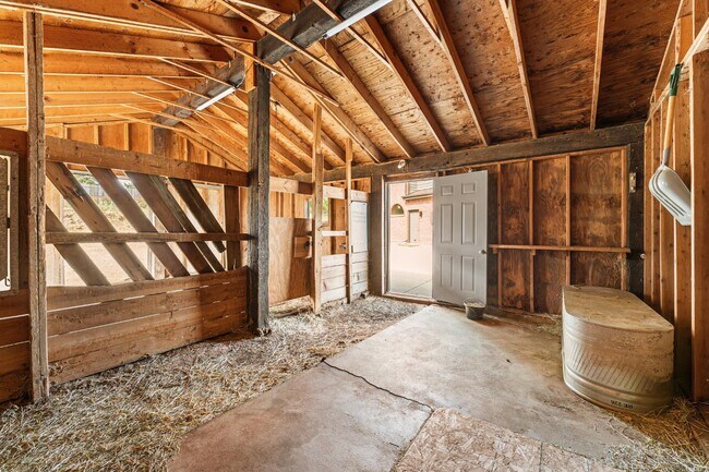 Building Photo - 12540 W 86th Ave